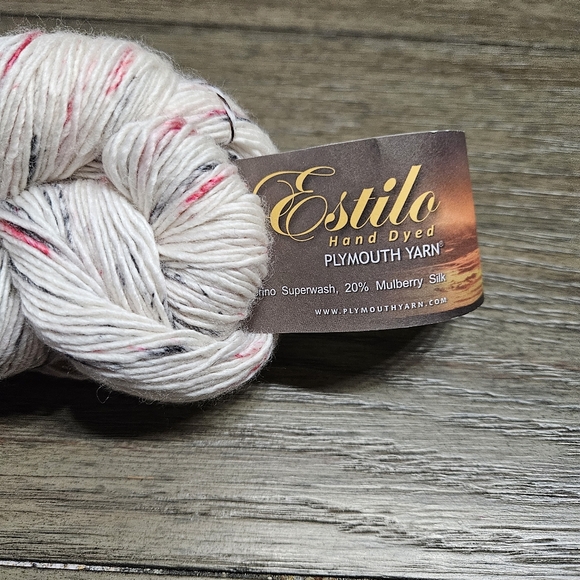 Plymouth Yarns Estilo Yarn - Picture 2 of 4